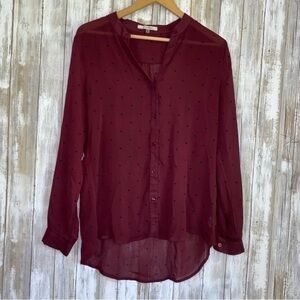 41 Hawthorn Red Dot High Low Button Down